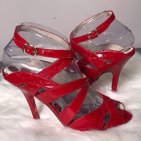 🌞Betsey Johnson Sexy RED Heels 7.5 - Picture 1 of 10